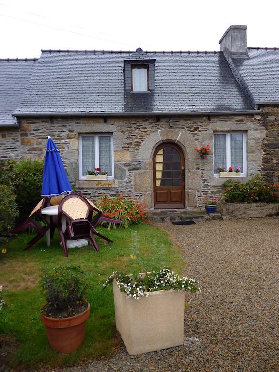 Les Gites De Kerroyal Garlan Pokoj fotografie